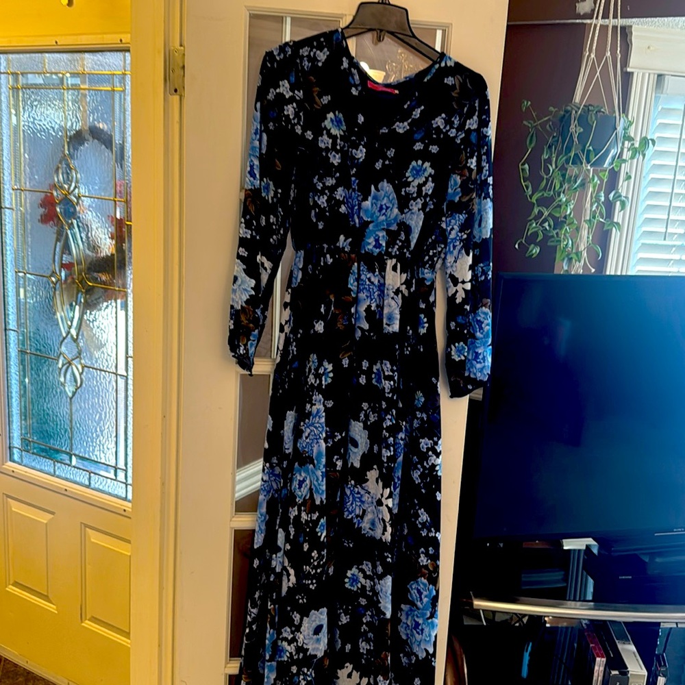 Women dress